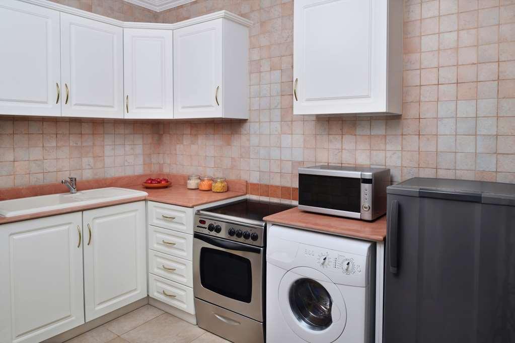Al Hamra Residence Рас ал Хайм Стая снимка