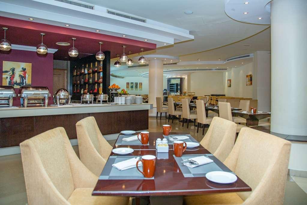 Al Hamra Residence Рас ал Хайм Ресторант снимка